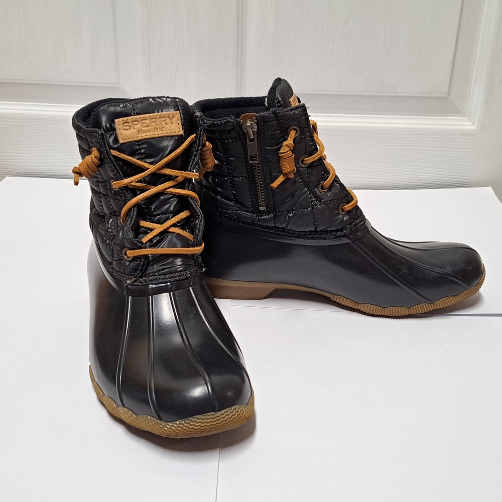 Sperry Women's Black Duck Boots